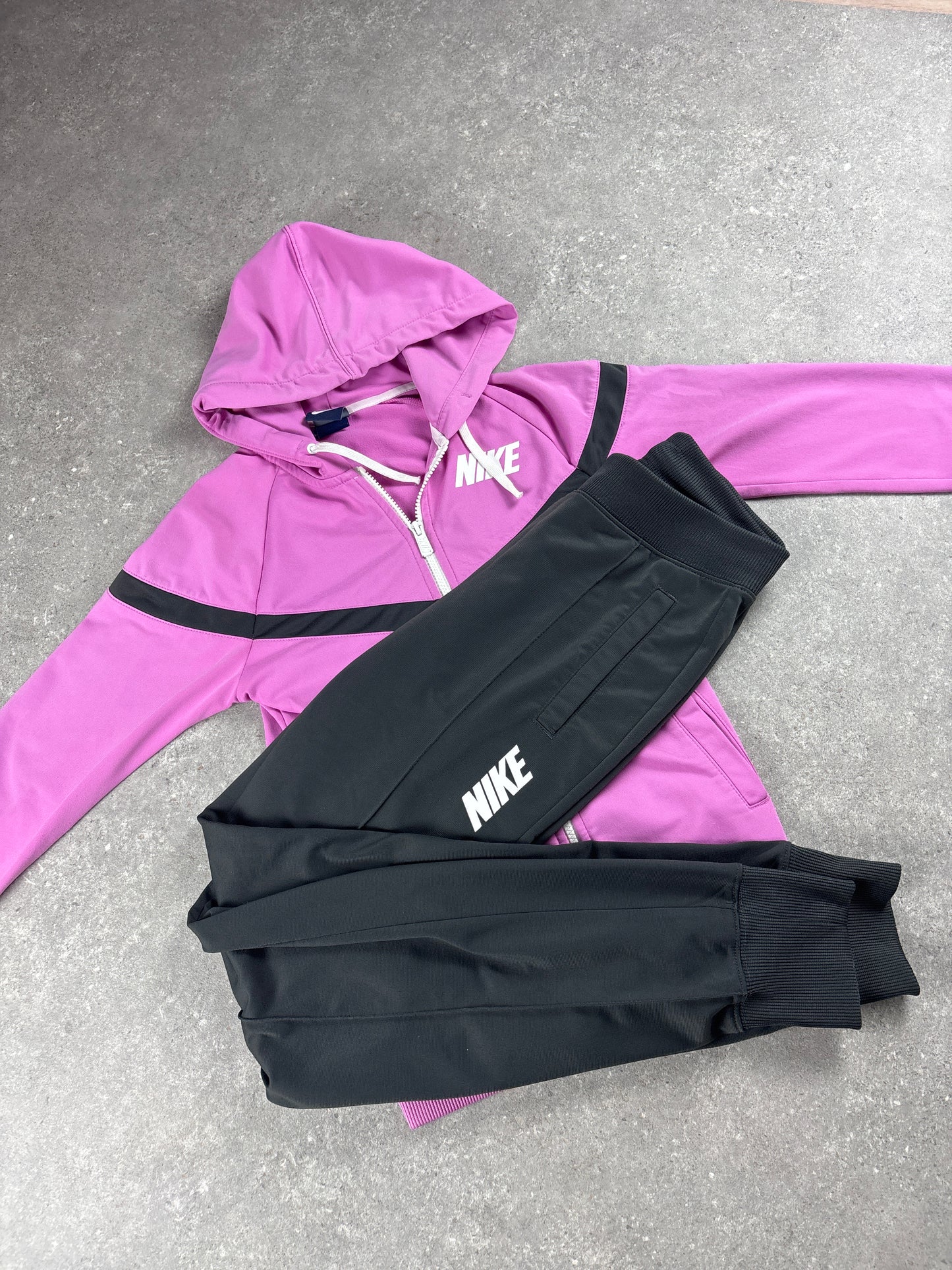 Trainingsanzug Nike (XS)