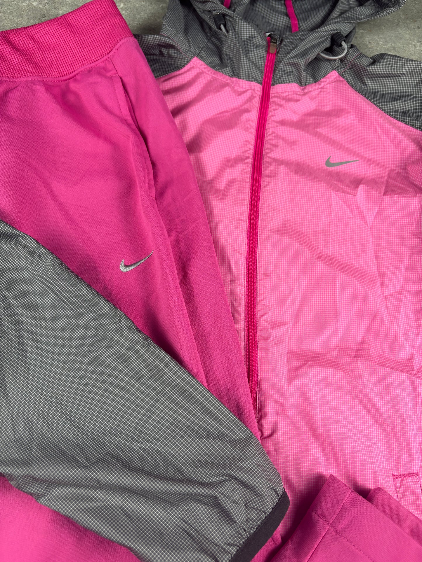 Nike Tracksuit (M)